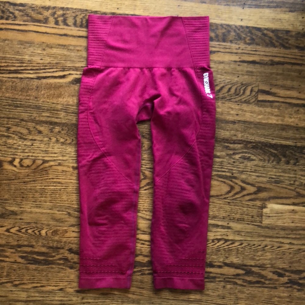 gym shark red leggings crop